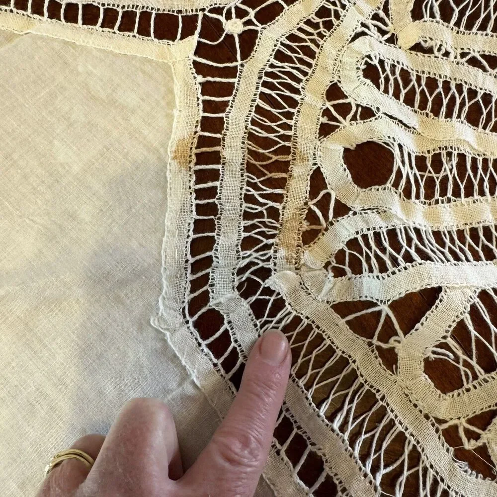 Antique Round Battenburg Lace And Cotton Star Hand Stitched 60” Diameter